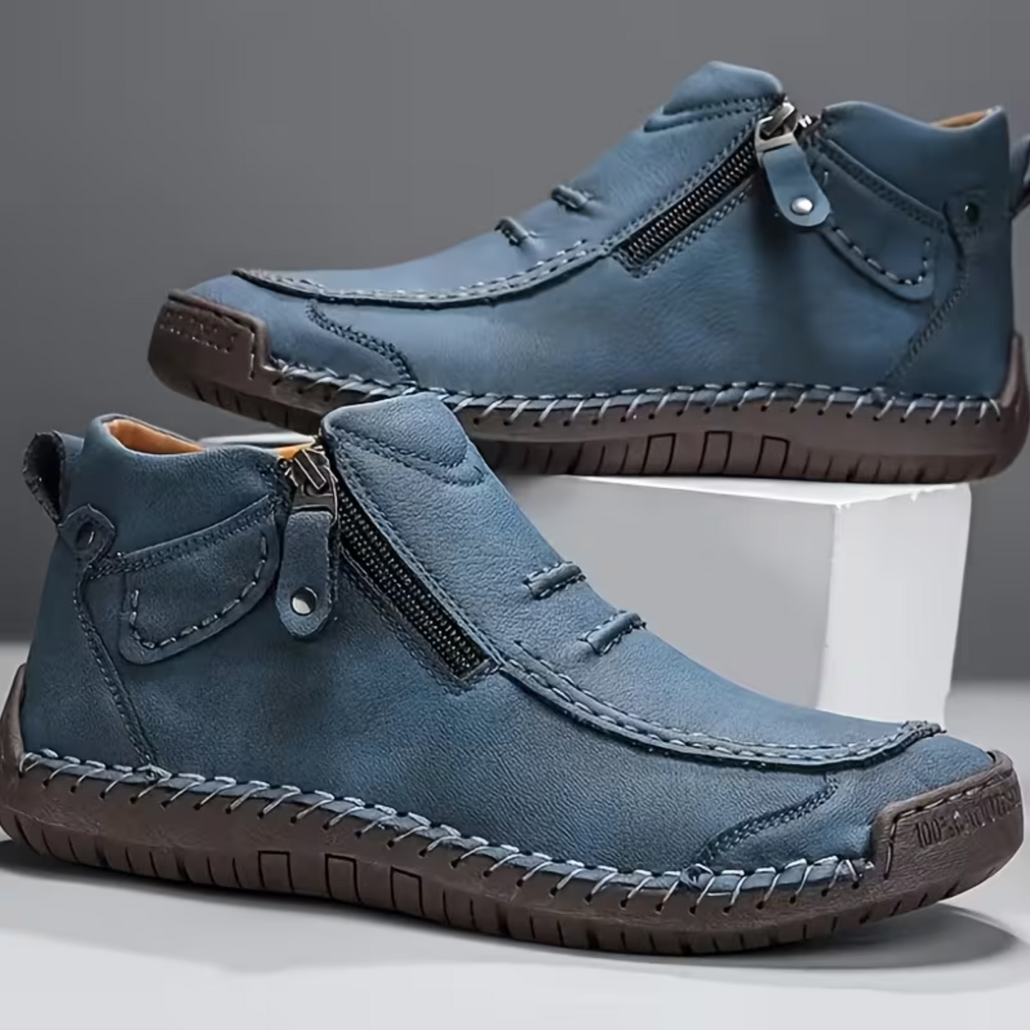 2026 EaseStep™ Classic Hand-Stitched Leather Loafers – Comfortable, Supportive, Slip-On